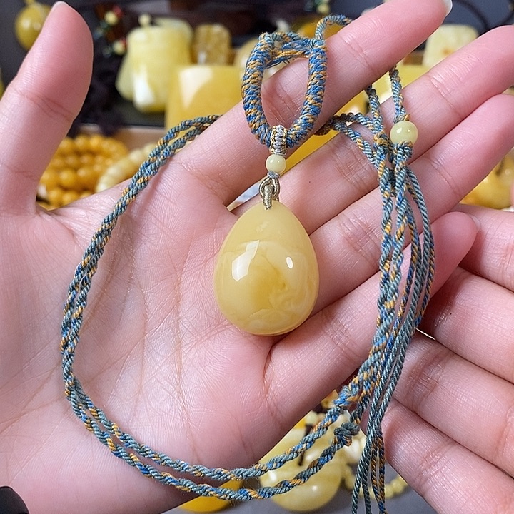 琥珀未镶嵌裸石水滴