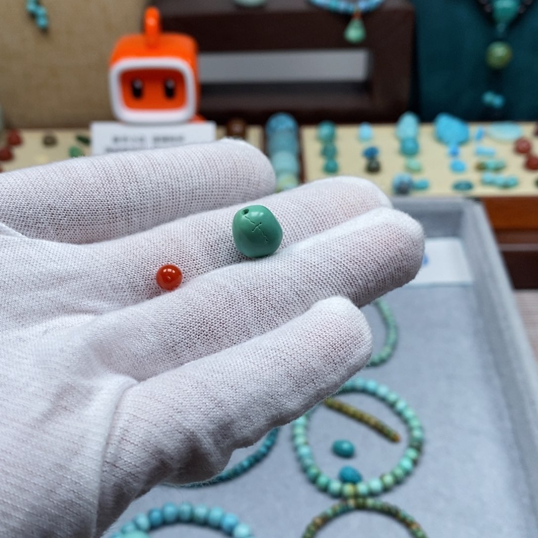 未镶嵌配饰南红玛瑙