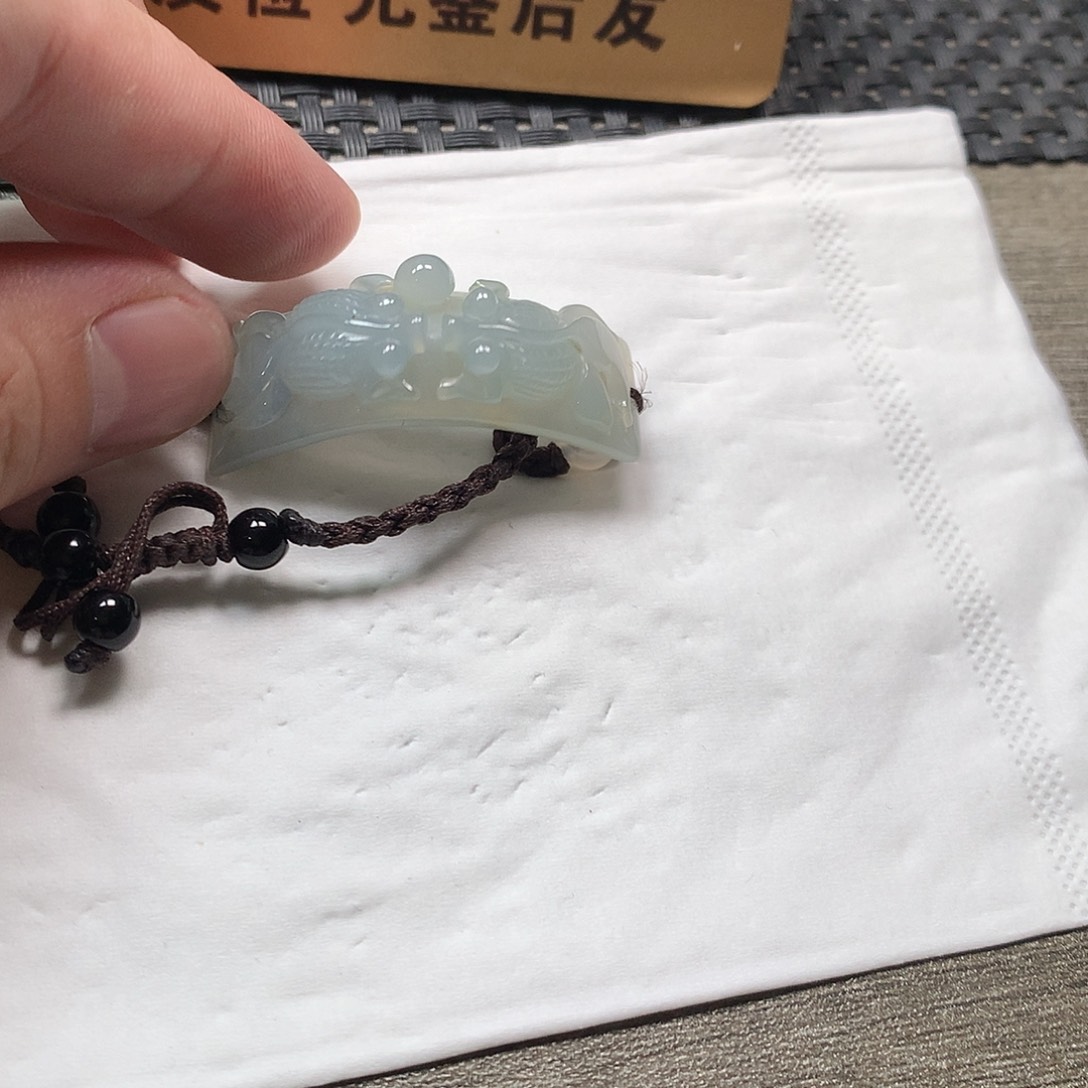 颈饰未镶嵌翡翠双鱼
