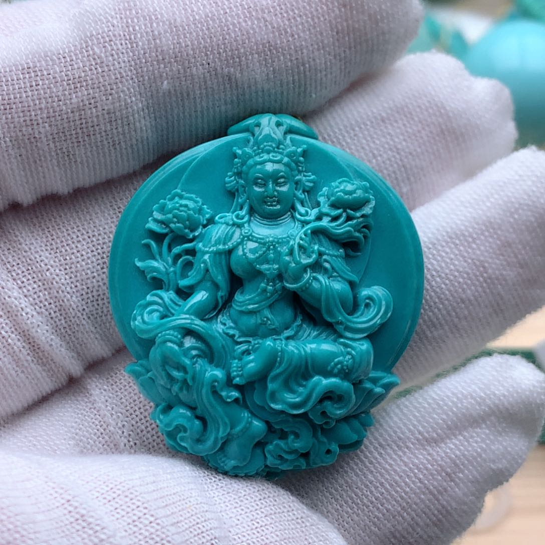 绿松石颈饰未镶嵌