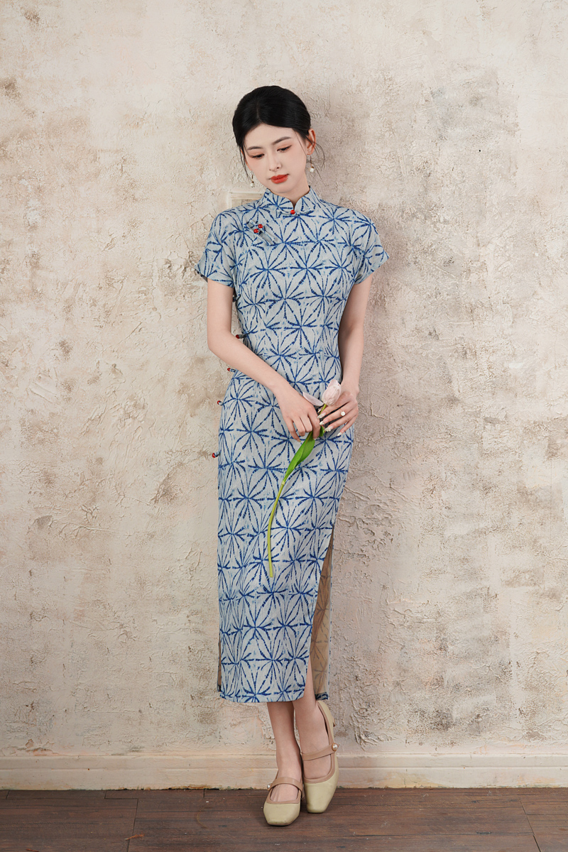 《蓝海》2025春夏新款改良旗袍气质复古修身短袖新中式国风复古收腰