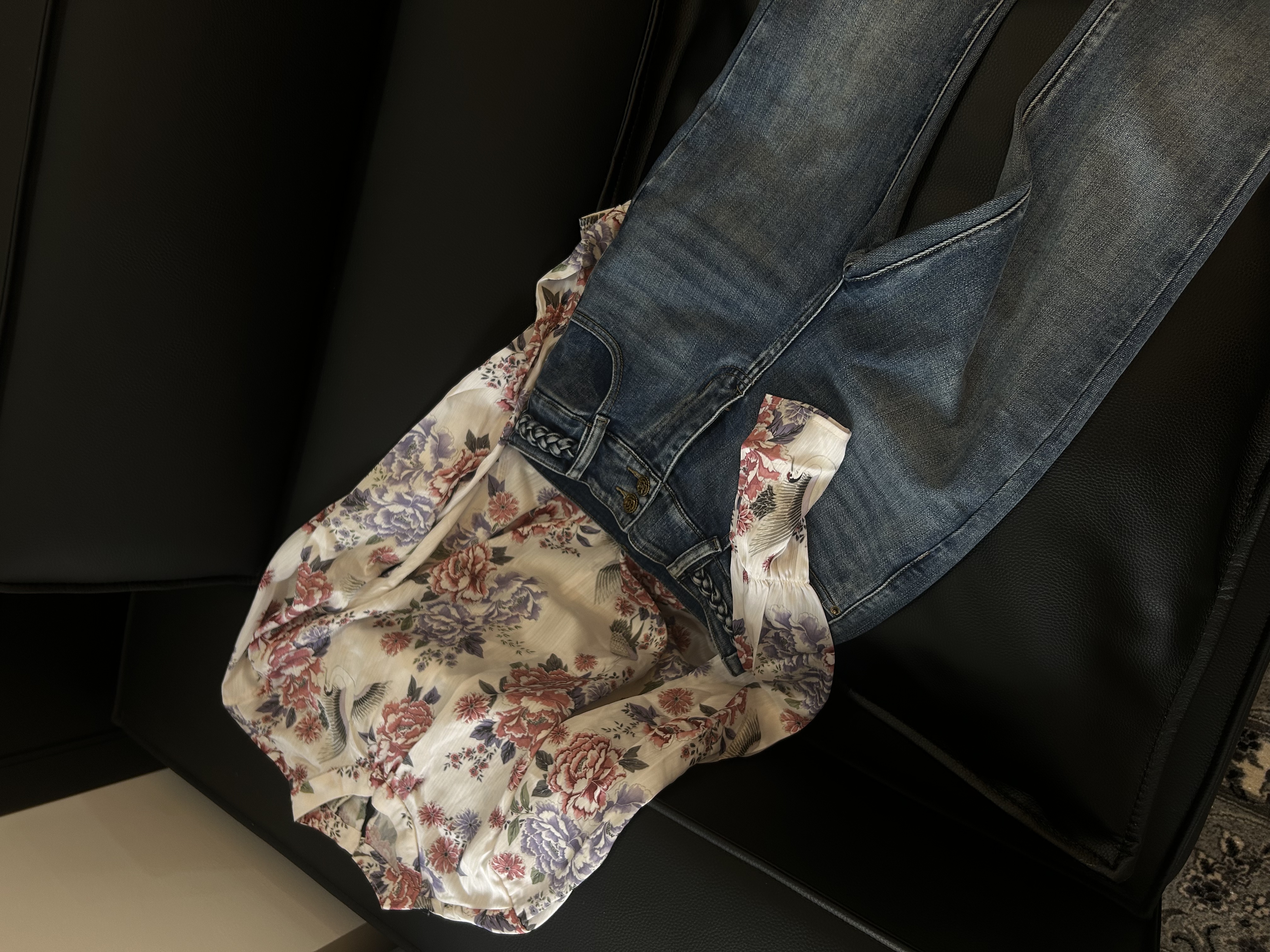 高端气质款孤品女装