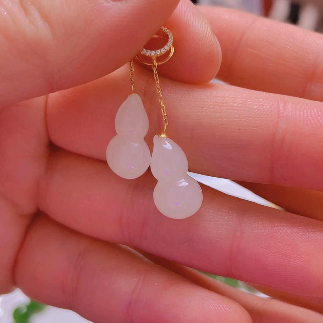 和田玉颈饰18K金镶嵌双*