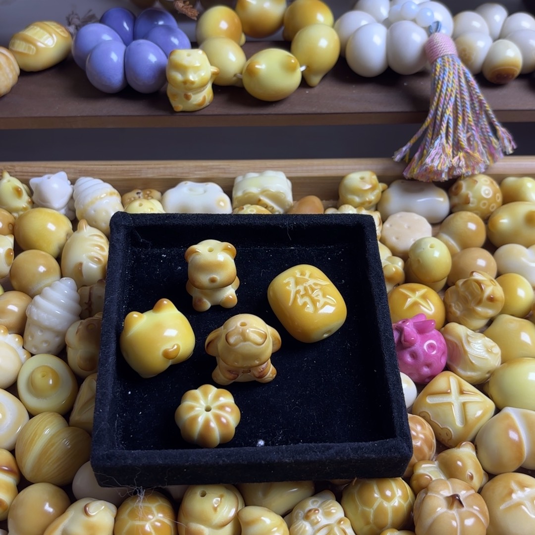 小***柒吊坠菩提根/象牙果