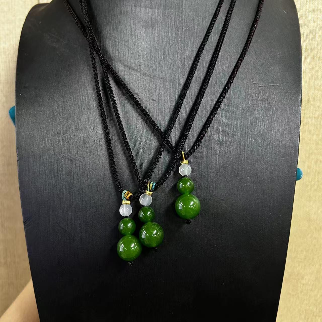 碧玉葫芦套绳（多样性发一件）