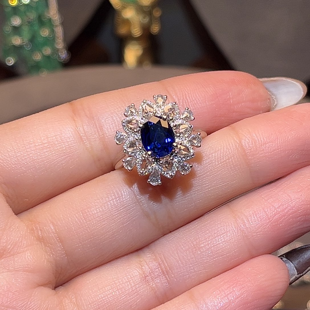 戒指蓝宝石铂Pt950镶嵌皇家蓝2.02ct