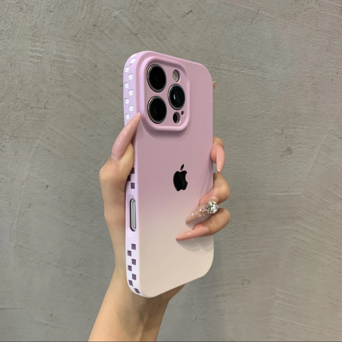 新款高级纯色肤感适用苹果17手机壳iPhone16promax简约14女13软12