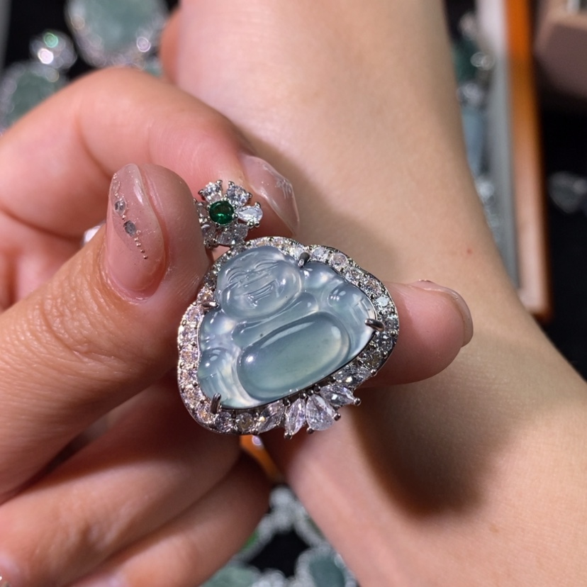 【闪购商品】翡翠颈饰未镶嵌元****<天然