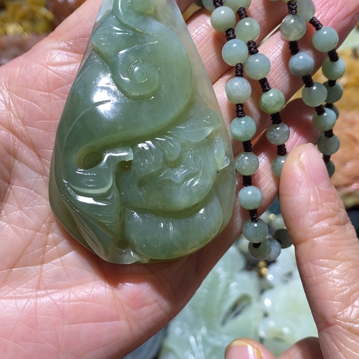 岫玉岫玉吊坠未镶嵌