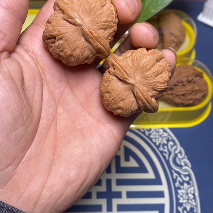 文玩核桃把件?*c42全品元宝