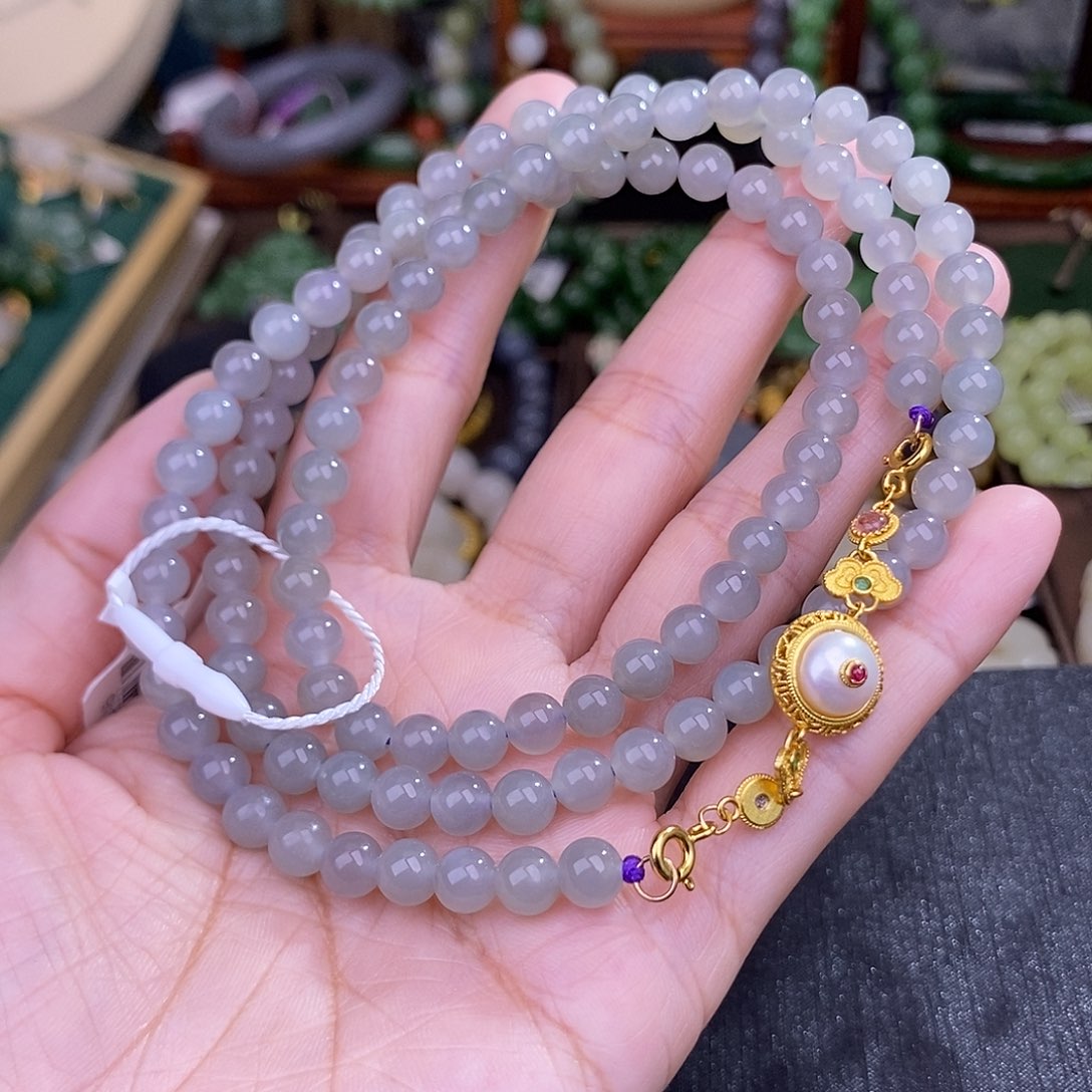 和田玉烟紫老料珠串清货价约6MM未镶嵌