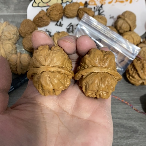 文玩核桃把件哈哈哈