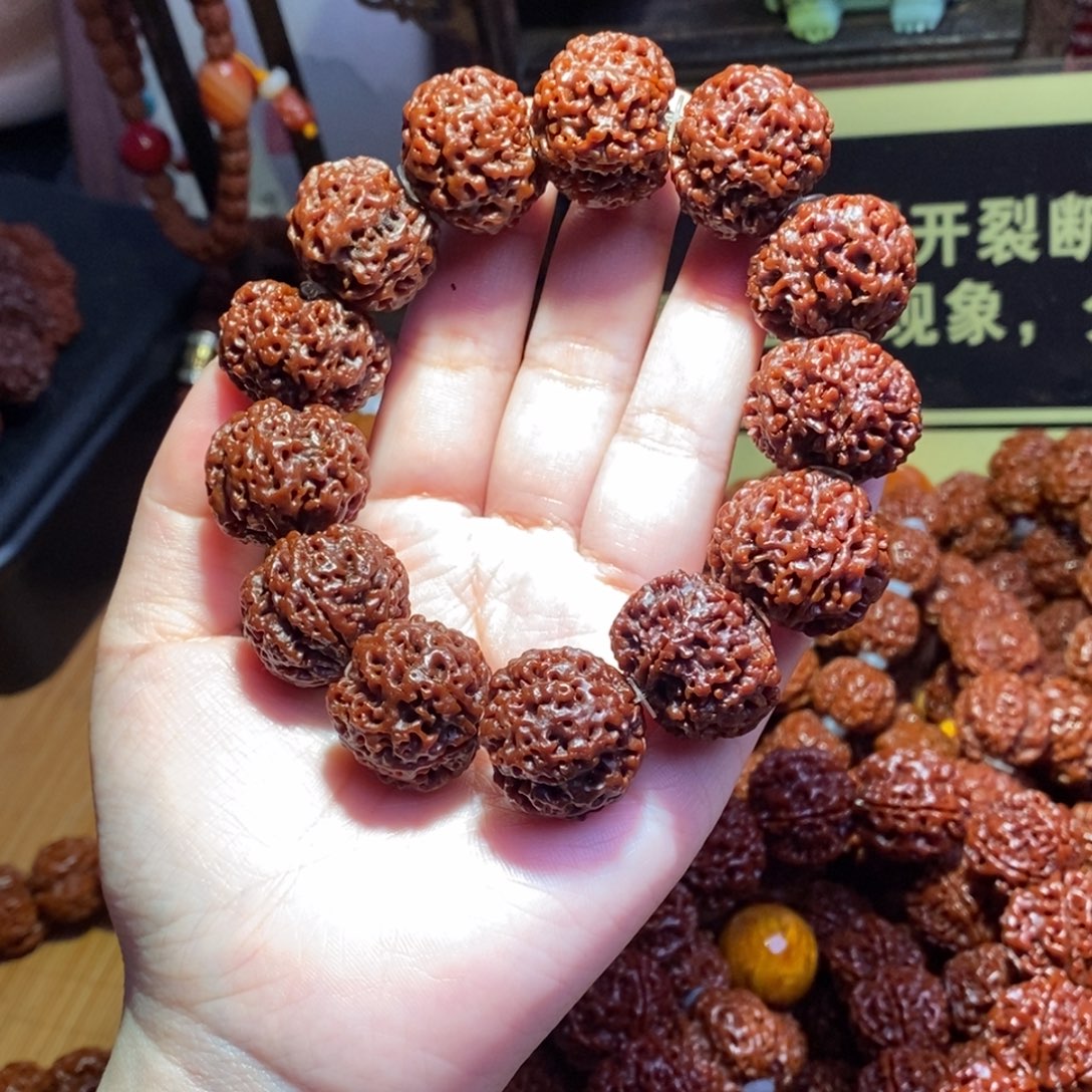 小***力金刚菩提手串225素肉黑