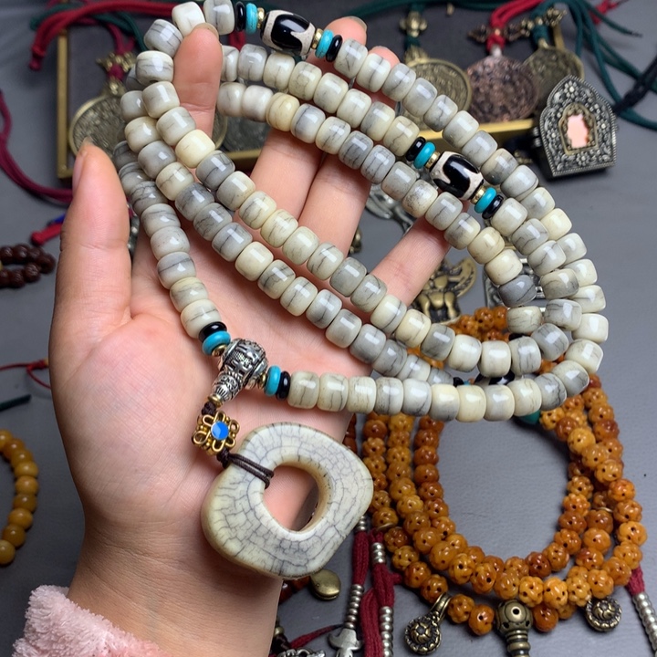 藏地密码藏饰品串