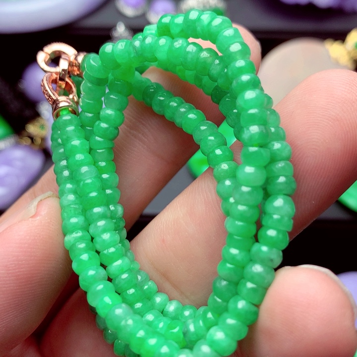 翡翠未镶嵌毛衣链