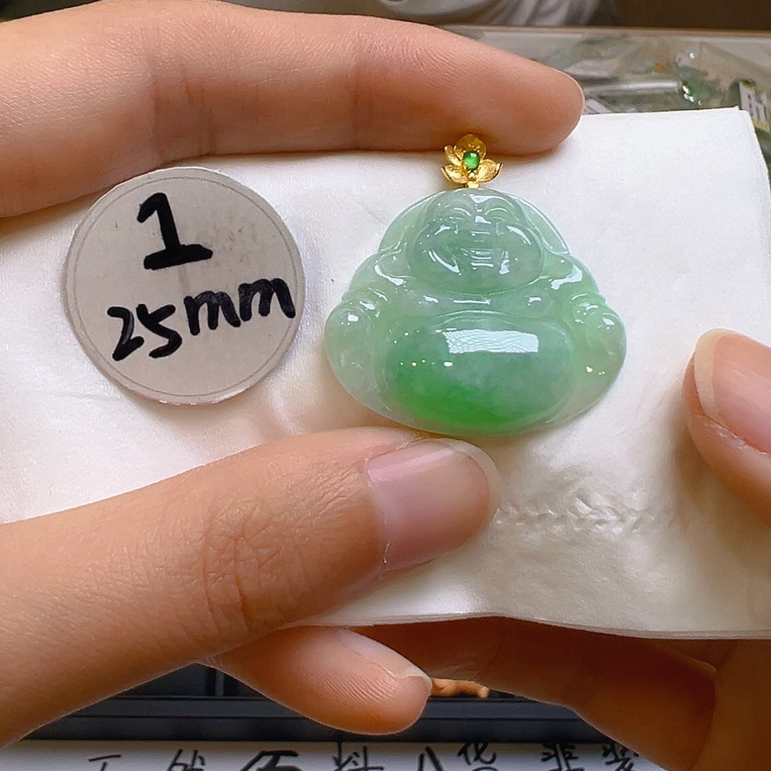 翡翠颈饰18K金镶嵌翡翠