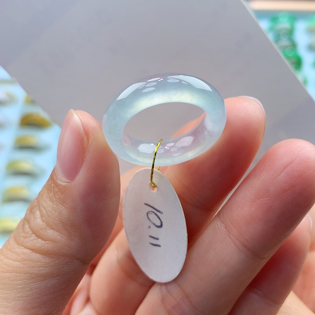 翡翠戒指未镶嵌小**k11圈