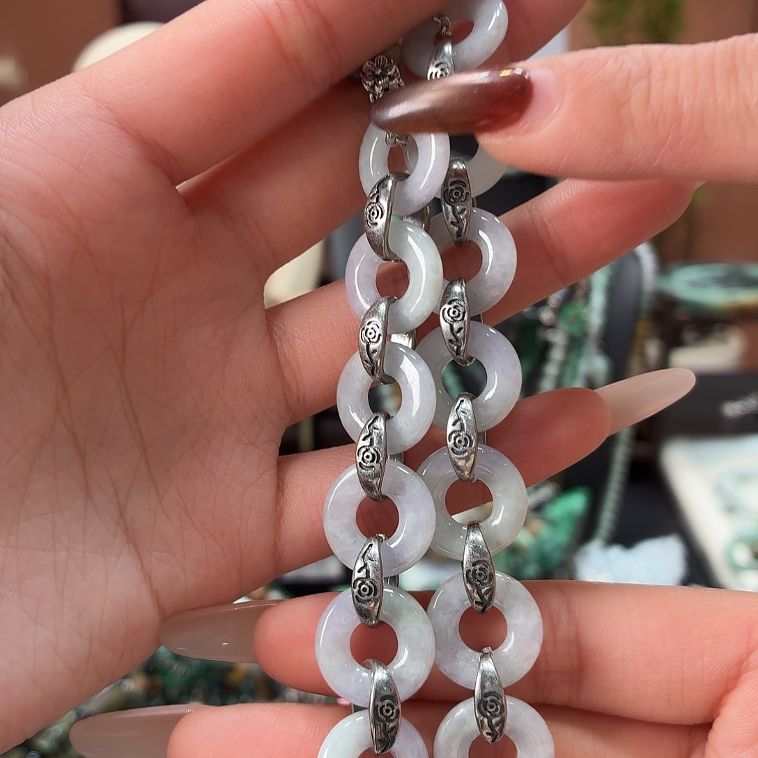 翡翠未镶嵌耳饰多样性发一手串