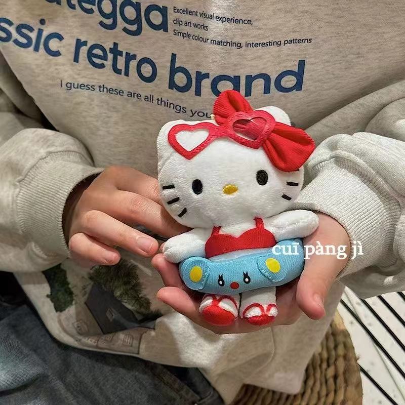 爆红挂件游泳圈kt猫毛绒玩具公仔背包挂饰钥匙扣情侣闺蜜生日礼物