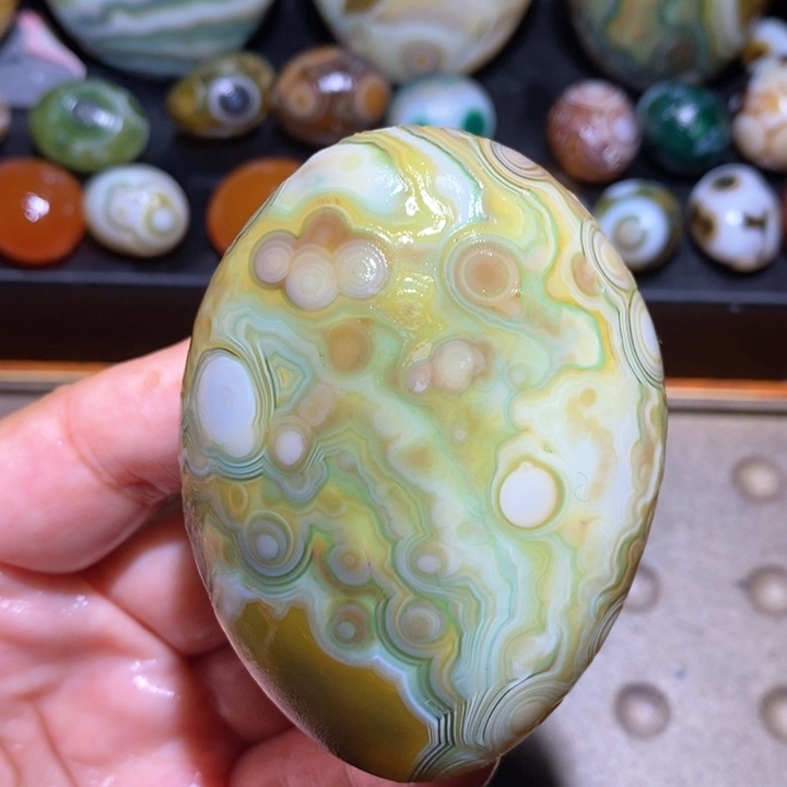 玛瑙/玉髓未镶嵌珠宝半成品