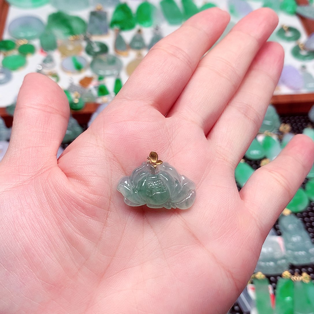 國***人吊坠(不含链)18K金镶嵌翡翠天然翡翠A货