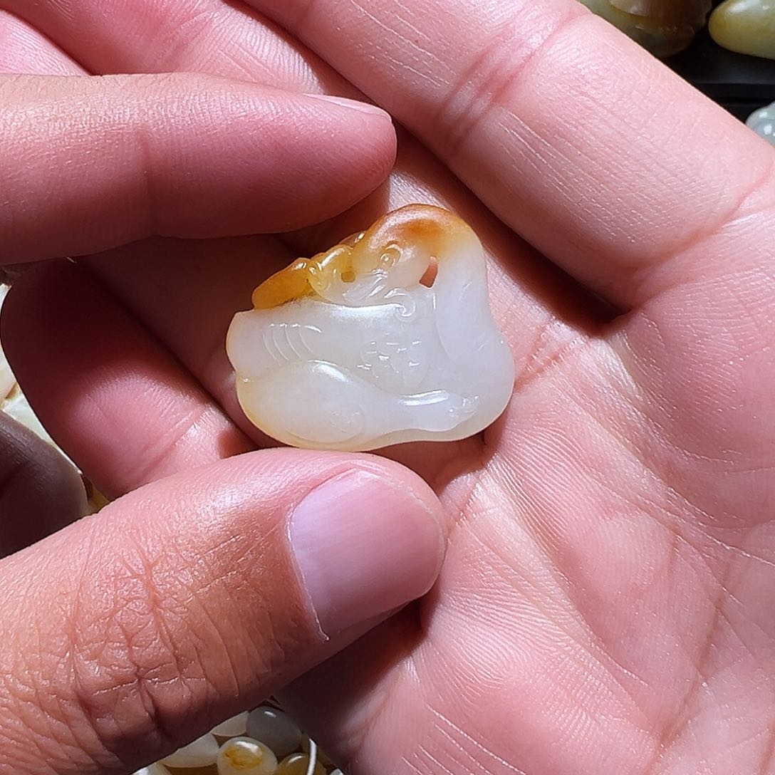 和田玉颈饰未镶嵌小*麦