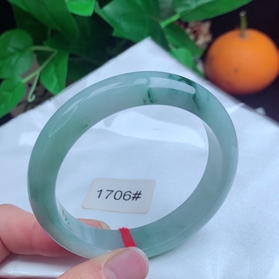 翡翠手镯未镶嵌     正圈57 冰飘蓝花