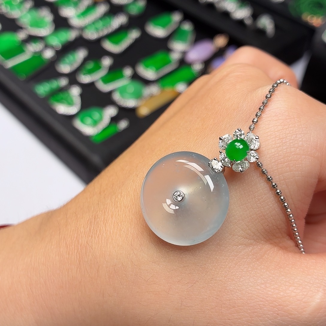 翡翠18K金镶嵌颈饰012白冰厚装平安扣吊坠