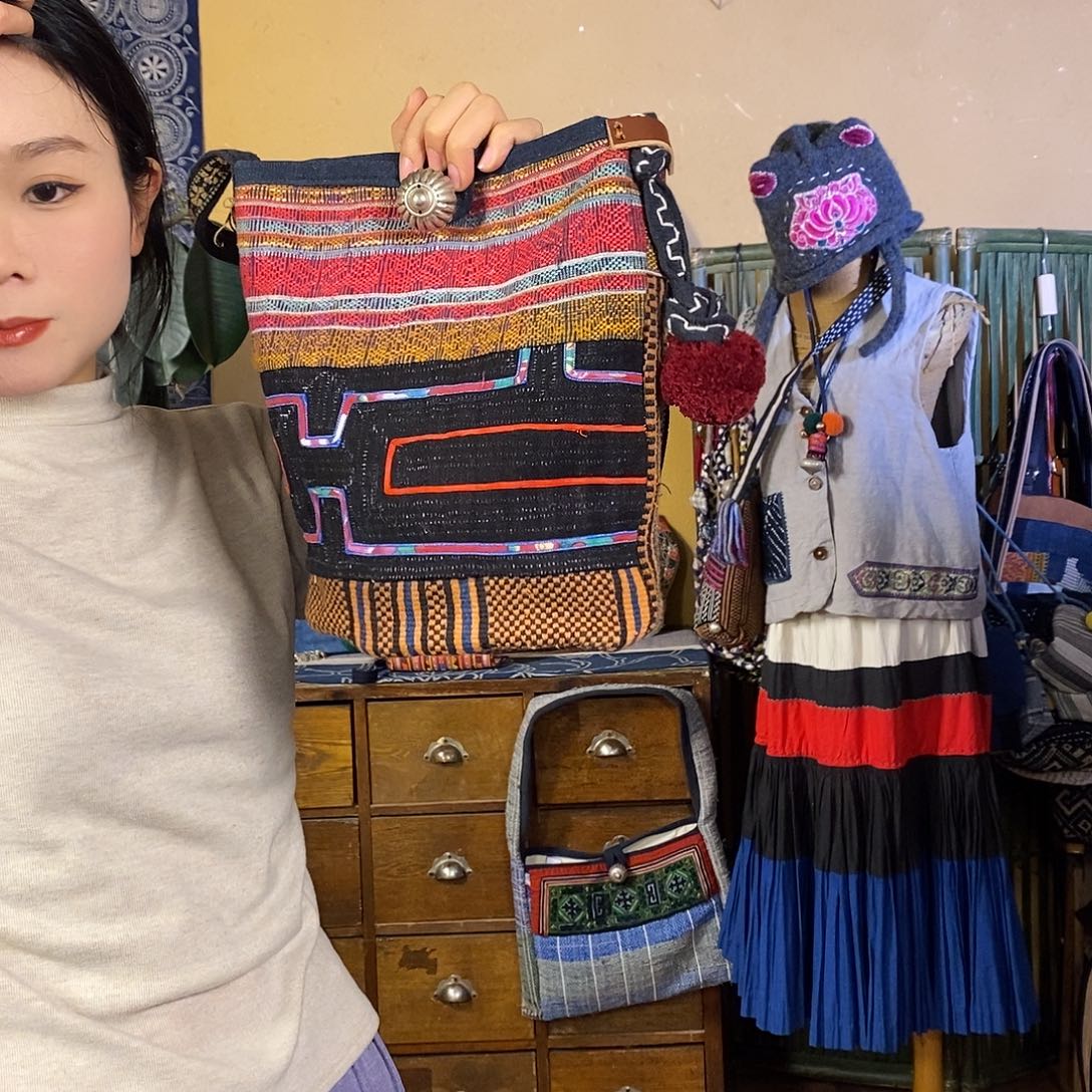 织绣冷*手工制作包包