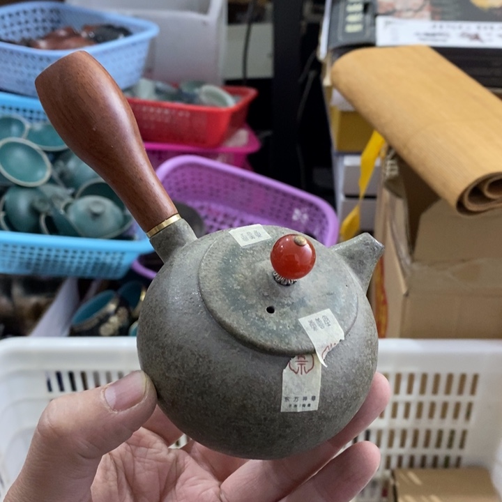 陶瓷艺术品及陶瓷制品