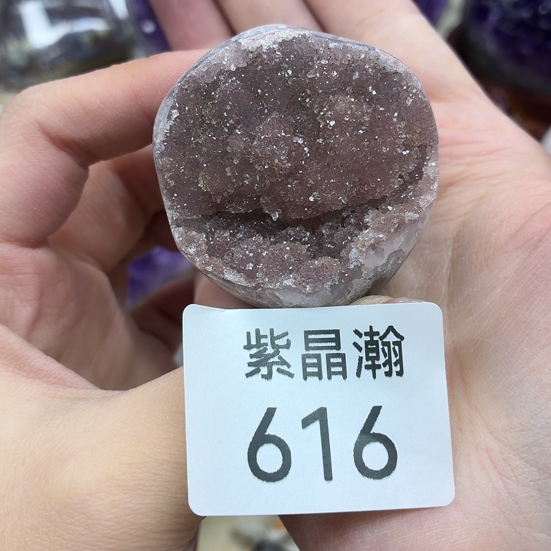 未镶嵌水晶大型摆件（非配饰）