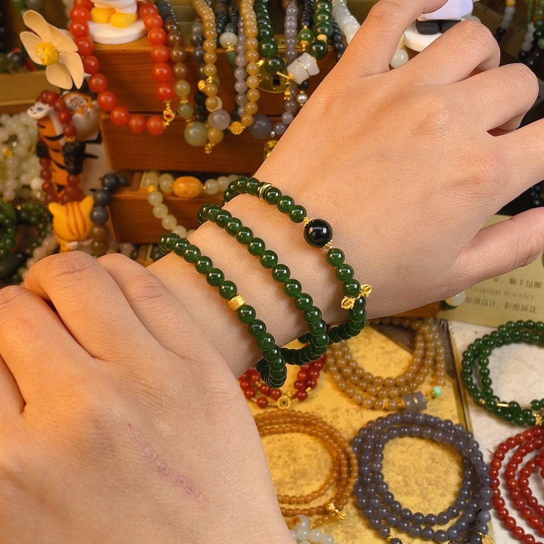 和田玉多圈手串未镶嵌