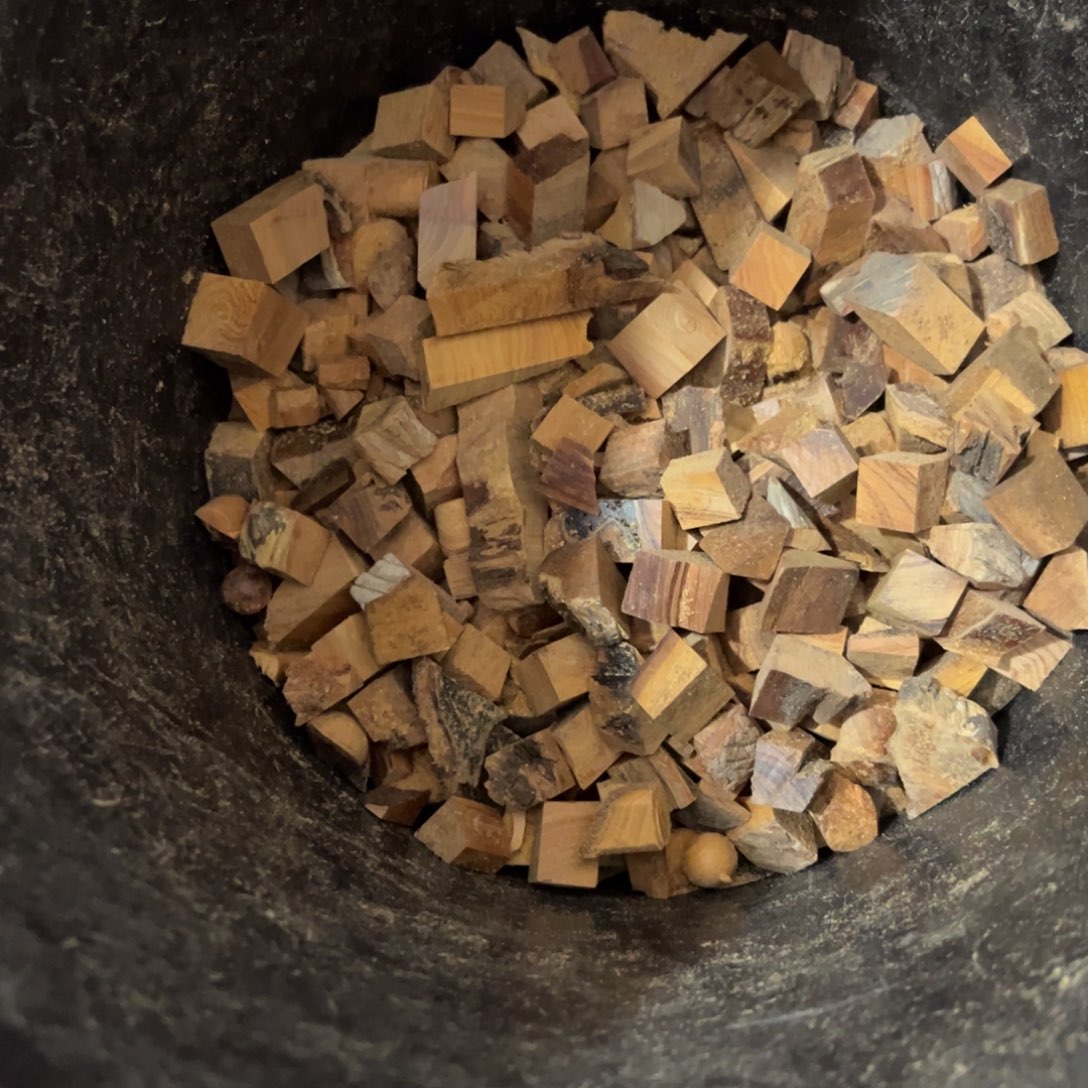 柏木（崖柏）太行陈化小熏香料块一斤装