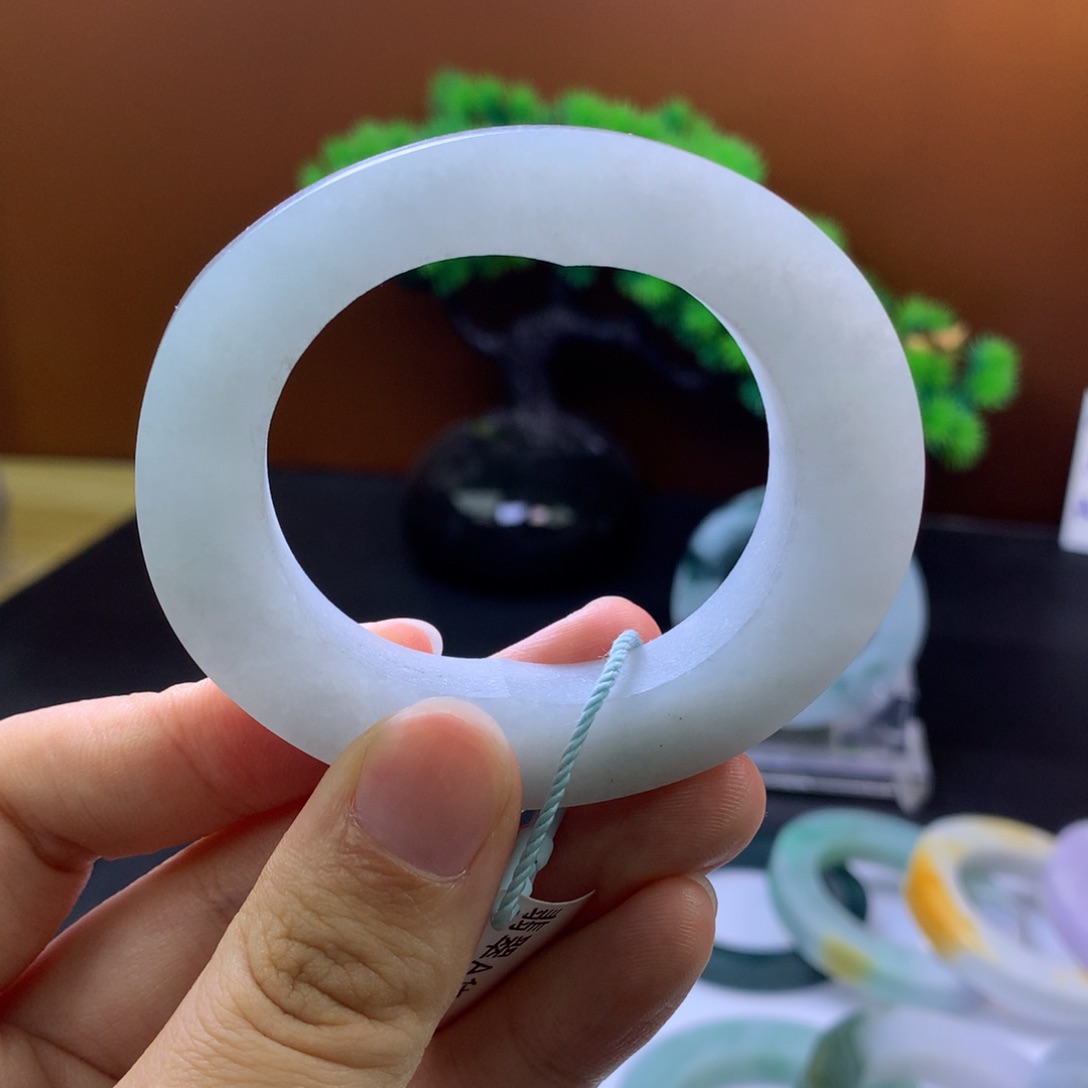 定制翡翠手镯未镶嵌