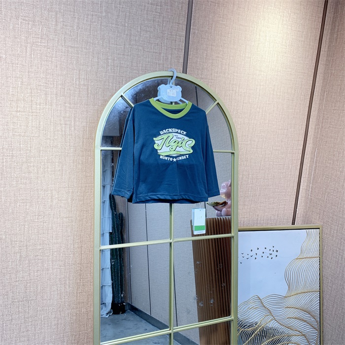 AE173      宝宝蓝色长袖单上衣