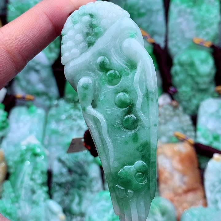 翡翠吊坠(不含链)未镶嵌