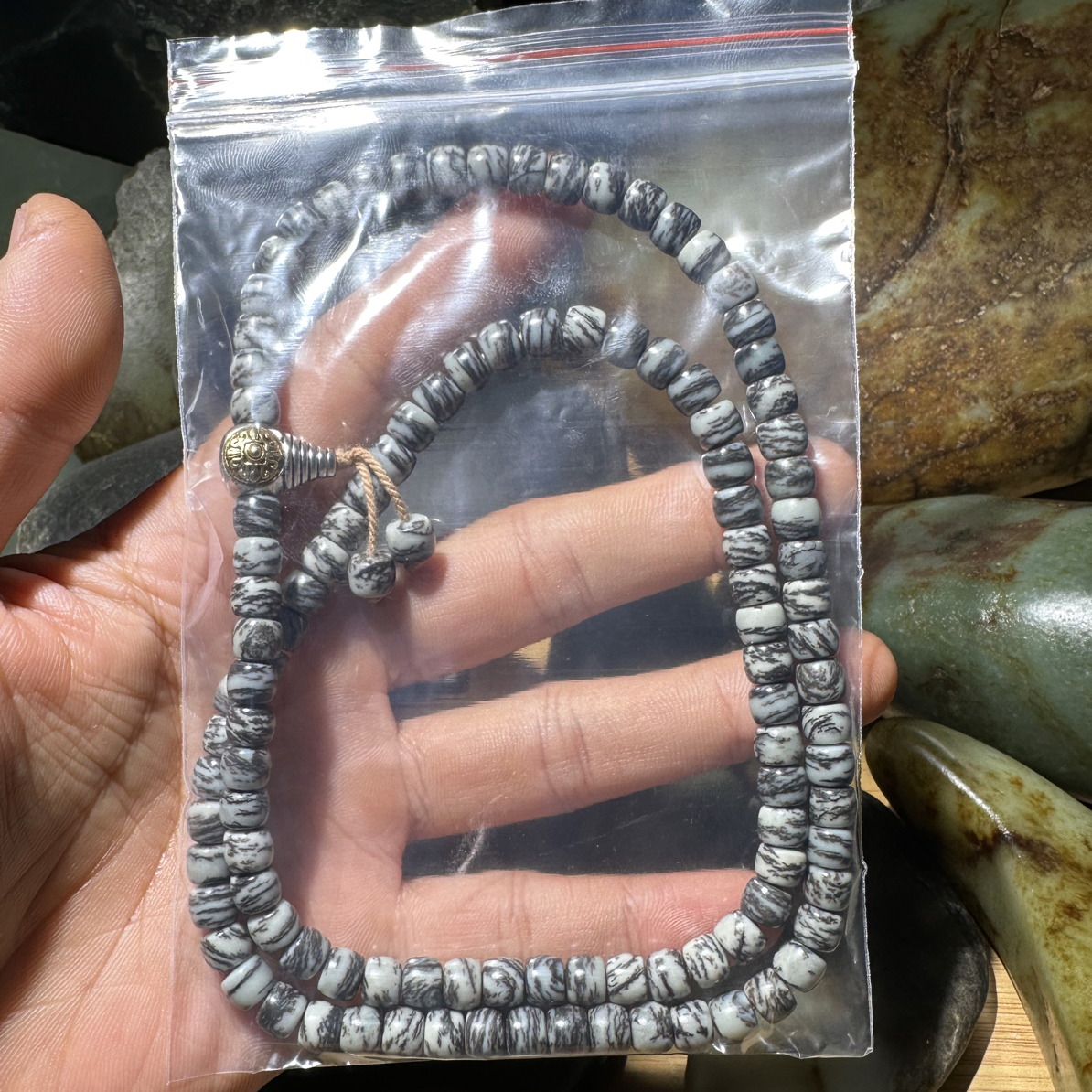 非常非常漂亮的盆景石手链