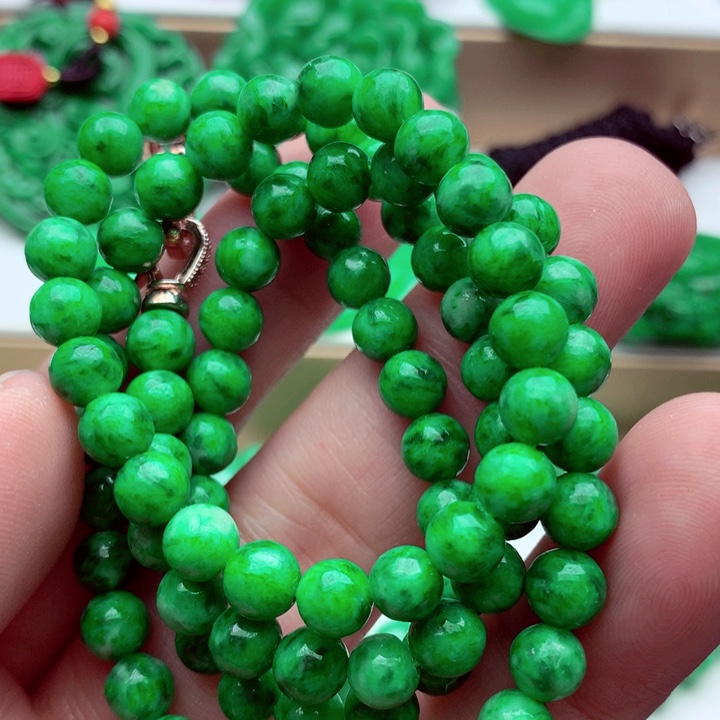 翡翠未镶嵌毛衣链