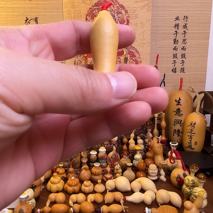 K***森灵韵葫芦精品手把件