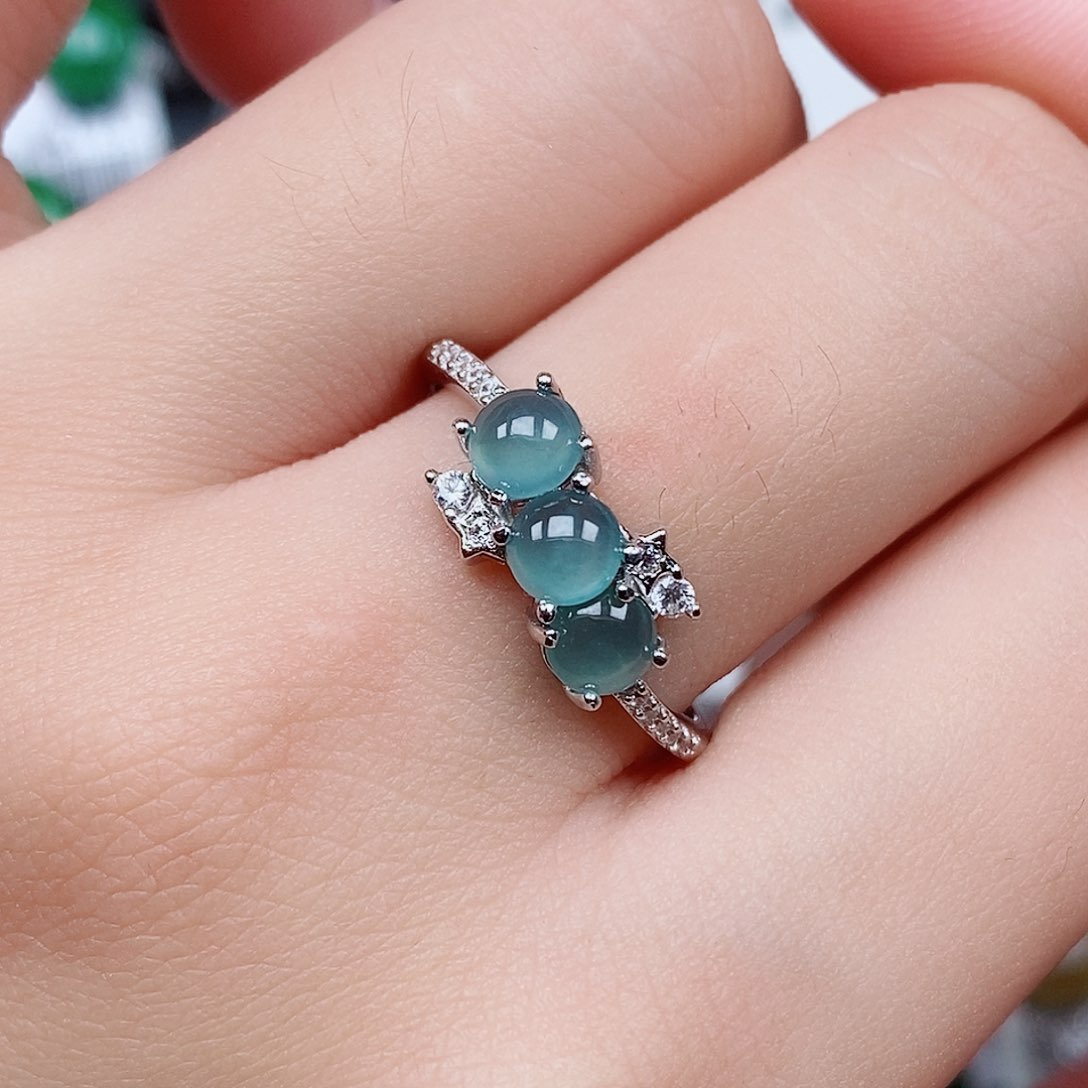 翡翠戒指银S925镶嵌戒指