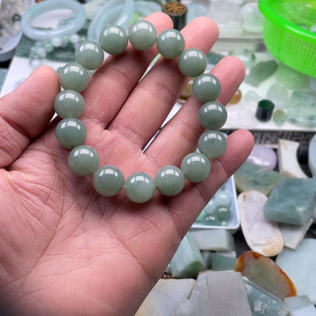 翡翠手链未镶嵌天然缅甸翡翠珠子