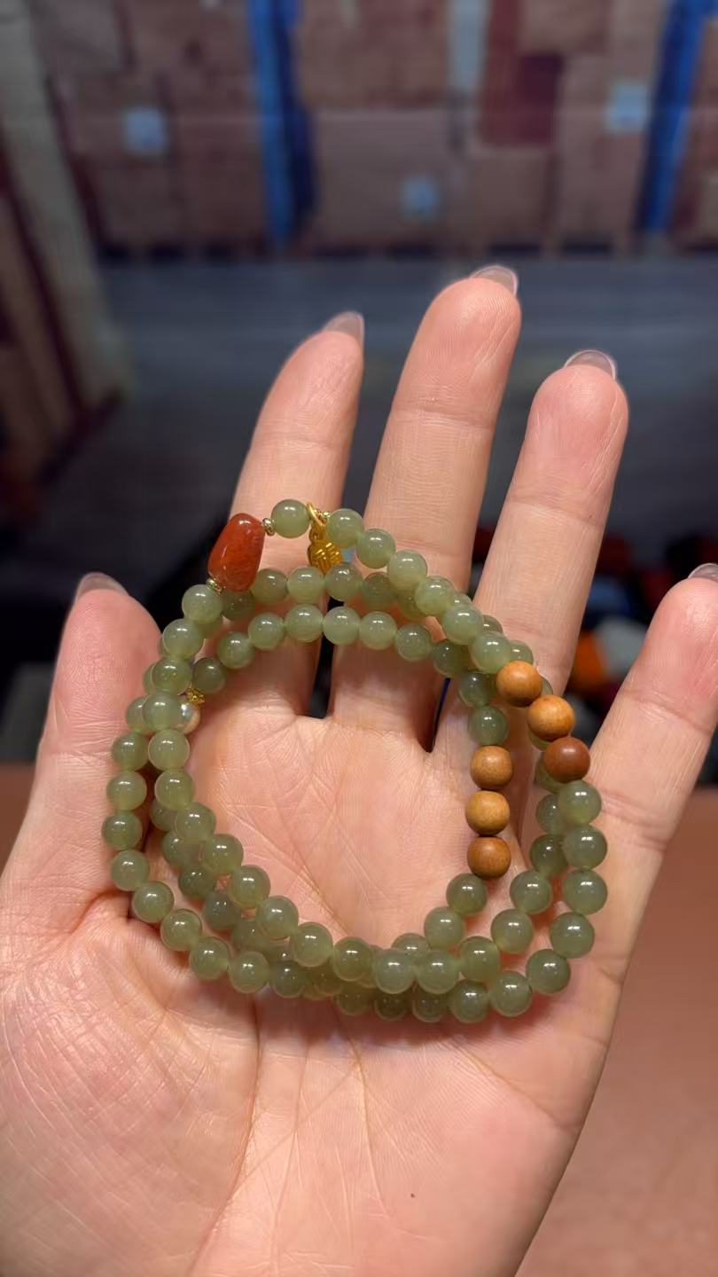绿色多圈手串无礼盒