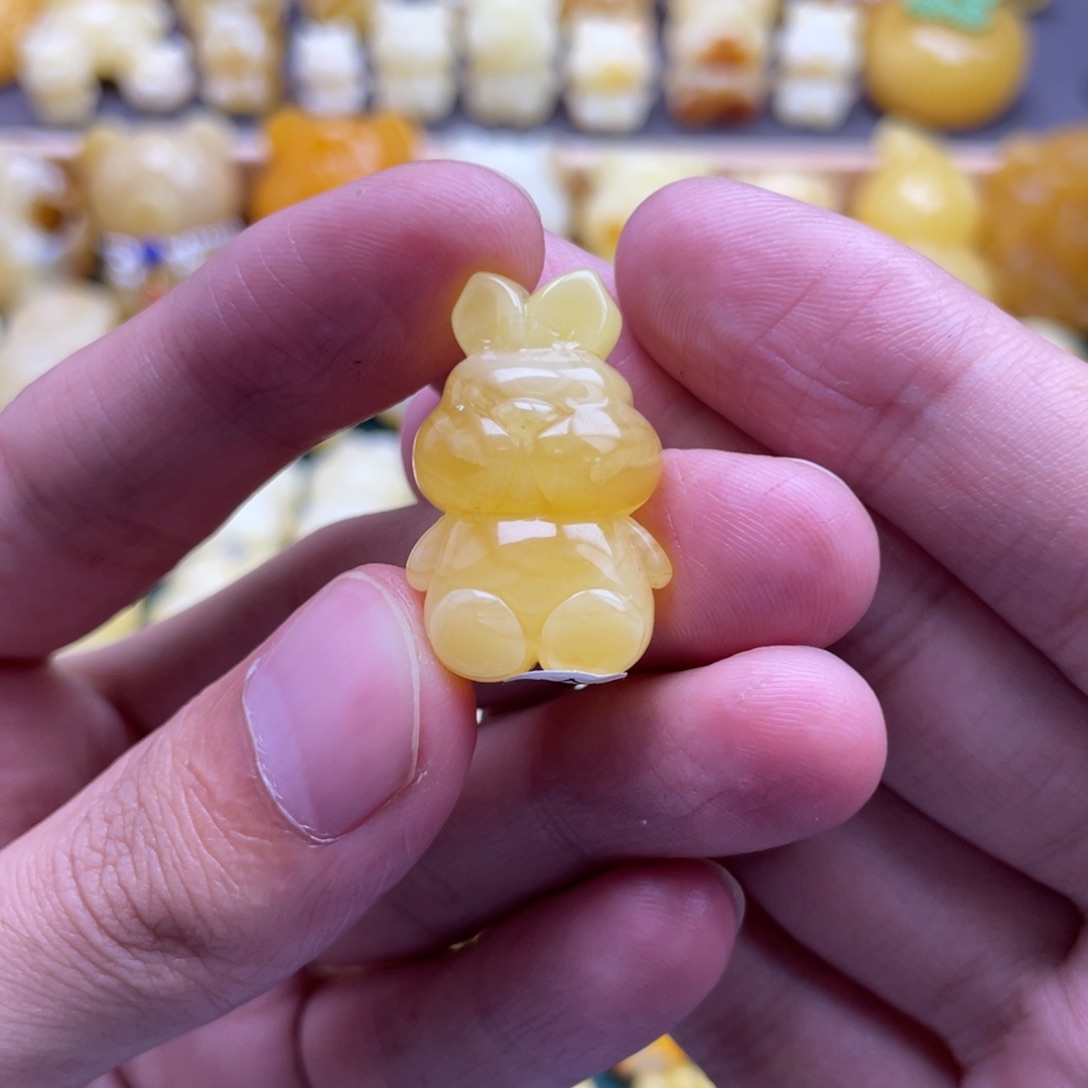 琥珀未镶嵌裸石蜜蜡