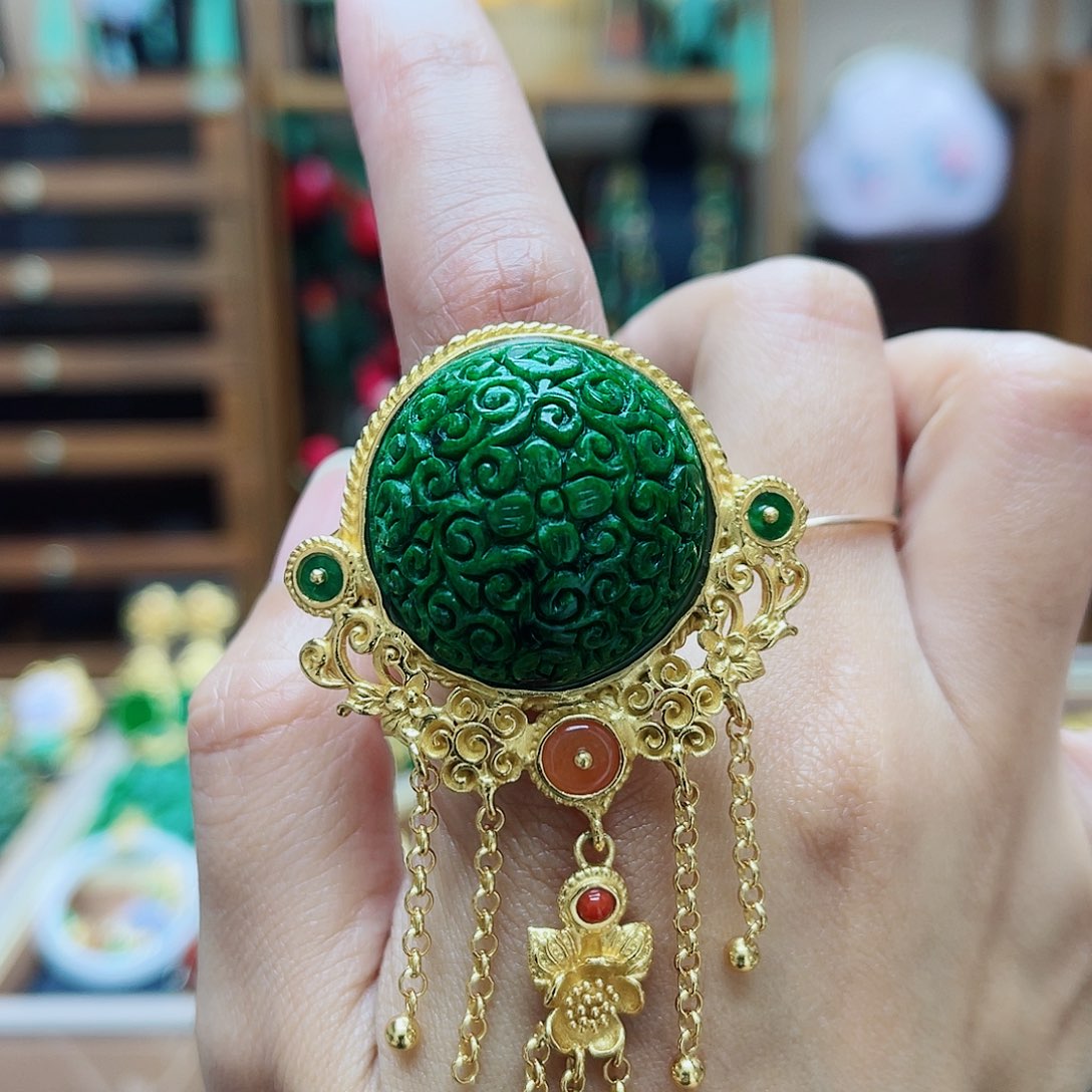 未镶嵌戒指翡翠48小时鉴赏期