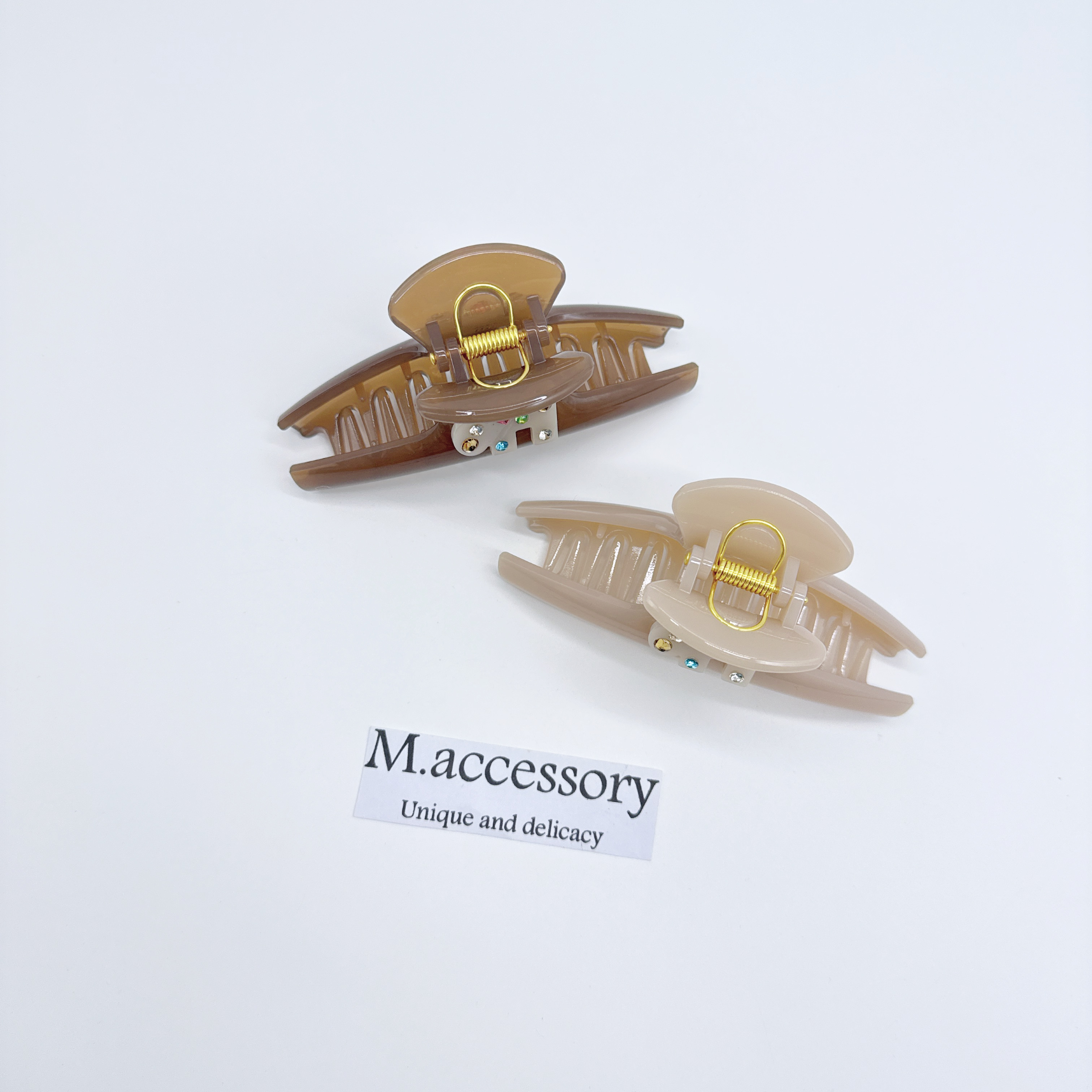 Mi33  高级感字母发夹发抓抓夹 Z18064Z24