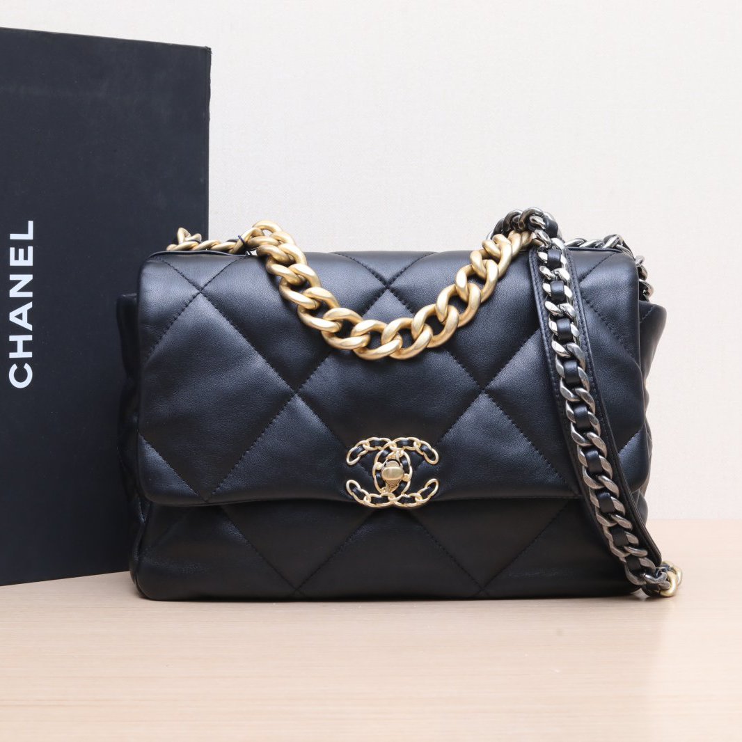 99新 Chanel/香奈儿 小花姑姑117659 19BAG 口盖包 中号芯片开