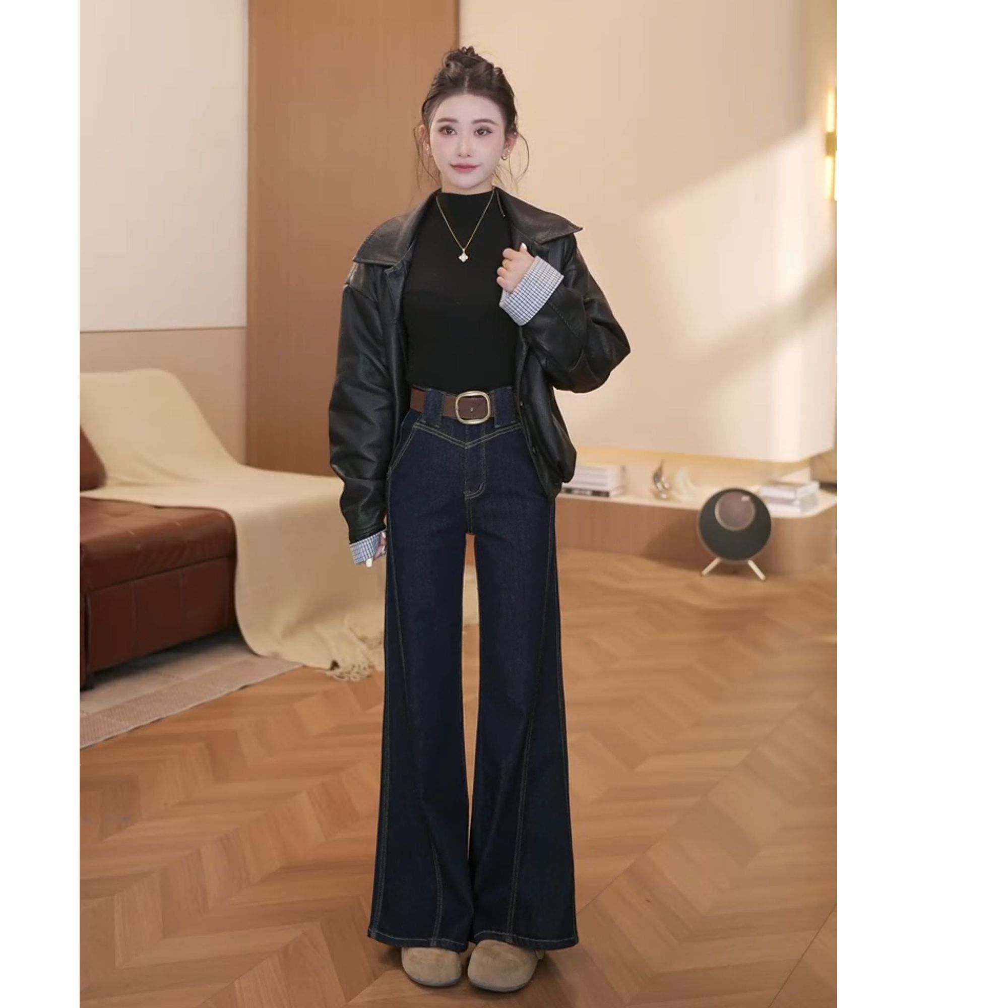 2026爆款防褪色休闲风柔软垂顺不贴腿微喇牛仔裤女1339