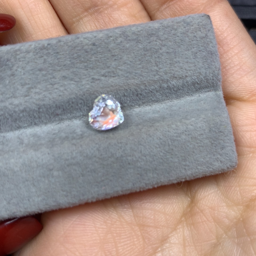 月光石裸石未镶嵌我***一1.24ct月光石