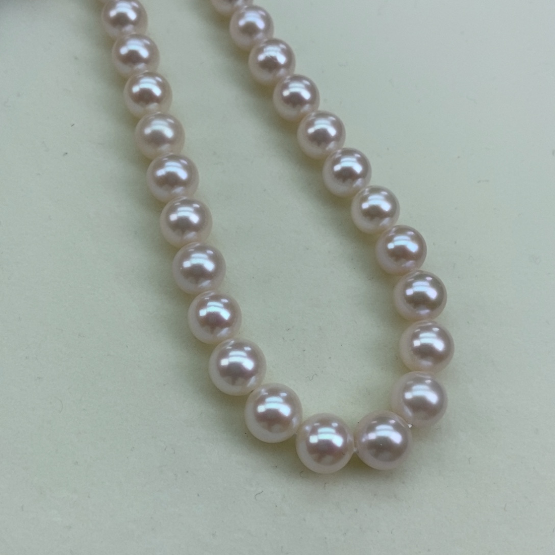 淡水珍珠8-9正圆镜面极光炫粉几乎无暇银S925镶嵌