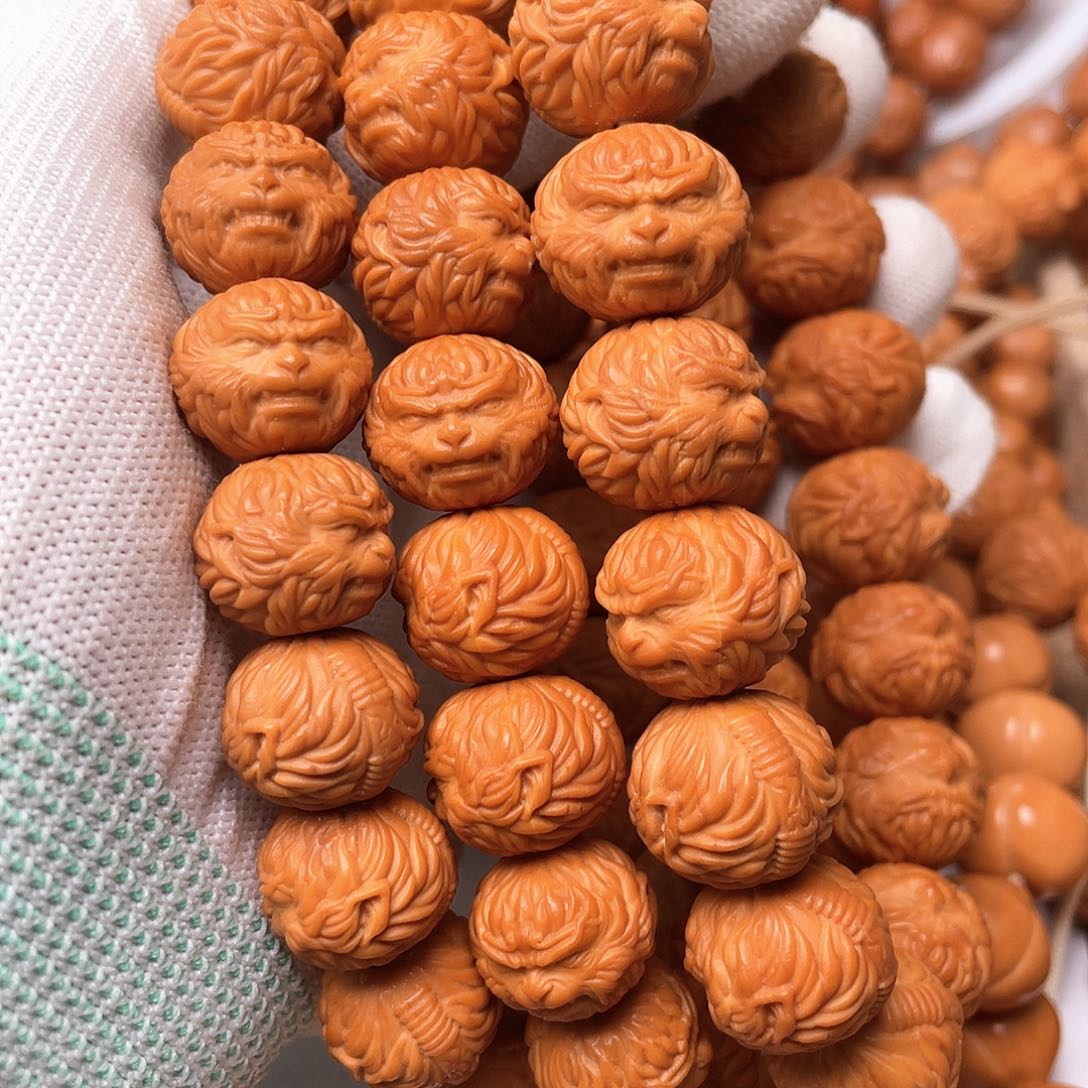 吊坠猴头核桃刚****8大圣